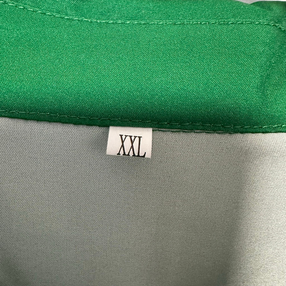 Button-Up Shirt Green/Yellow Size XXL with Shamrock Print Irish Clover NEW - Picture 10 of 10
